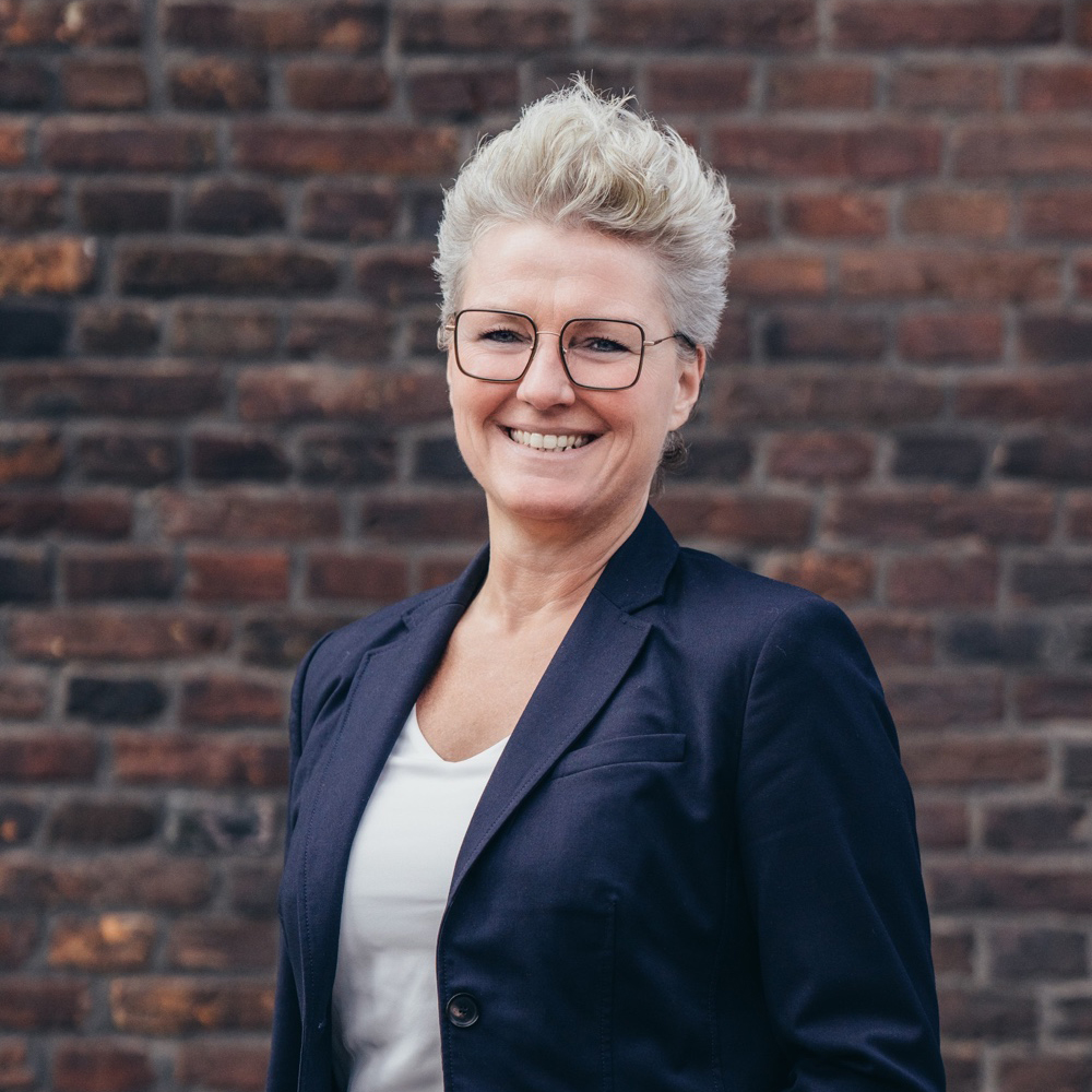Porträt Geschäftsführerin Michaela Schneider von Wohnfit